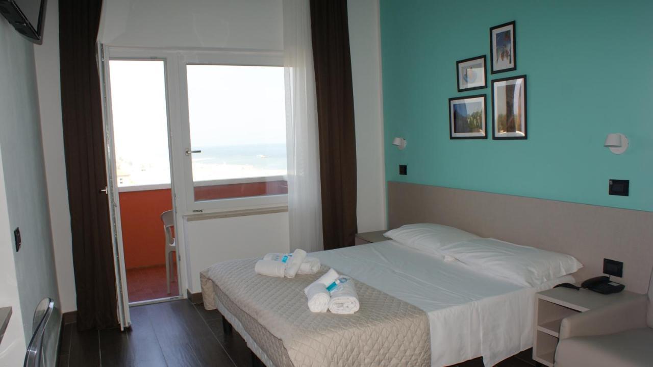 Hotel Palazzo Caveja Rimini Ngoại thất bức ảnh
