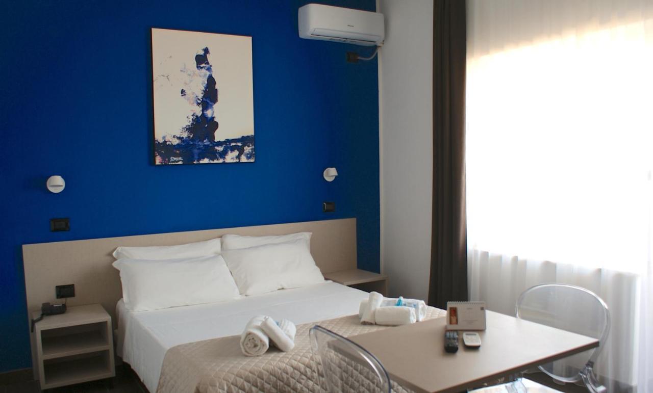 Hotel Palazzo Caveja Rimini Ngoại thất bức ảnh