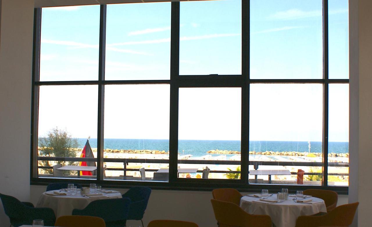Hotel Palazzo Caveja Rimini Ngoại thất bức ảnh