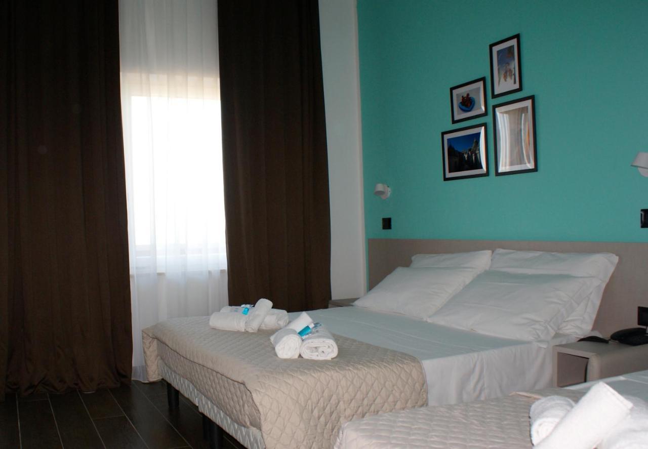 Hotel Palazzo Caveja Rimini Ngoại thất bức ảnh