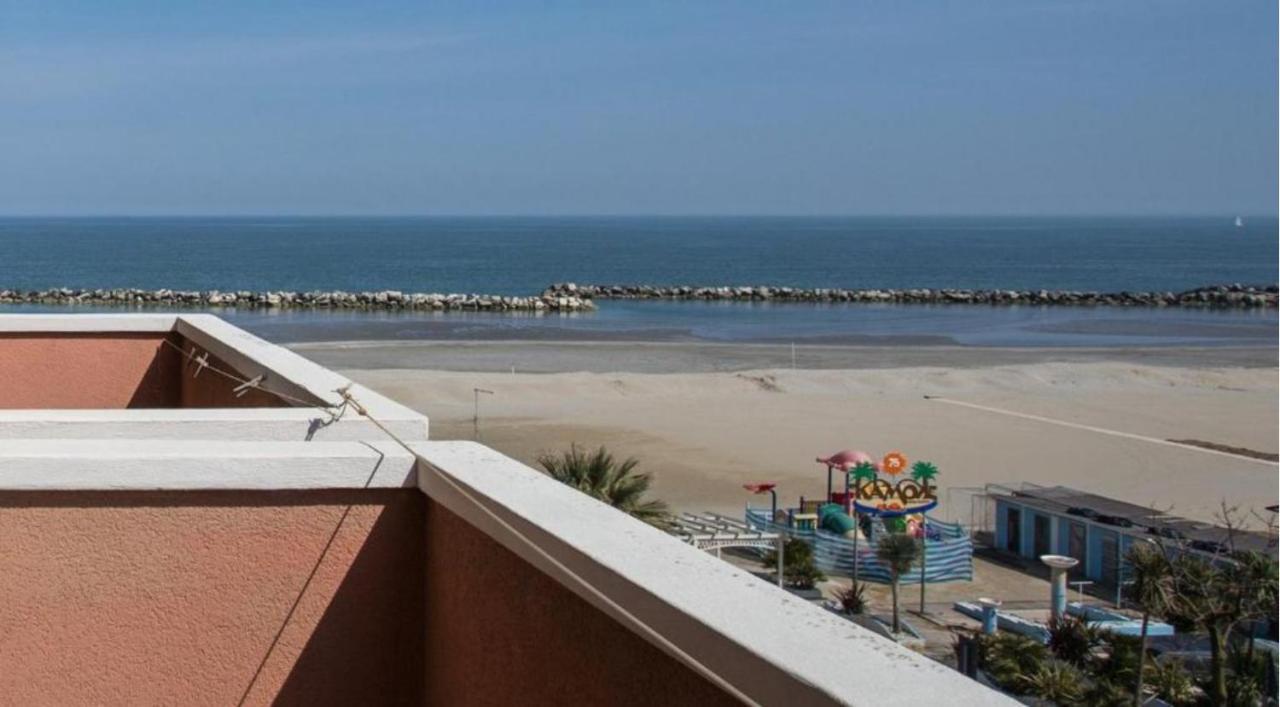 Hotel Palazzo Caveja Rimini Ngoại thất bức ảnh
