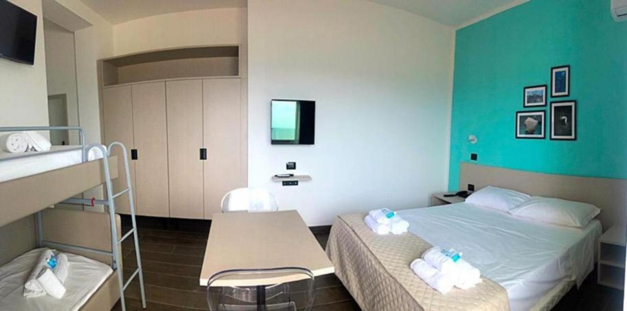 Hotel Palazzo Caveja Rimini Ngoại thất bức ảnh