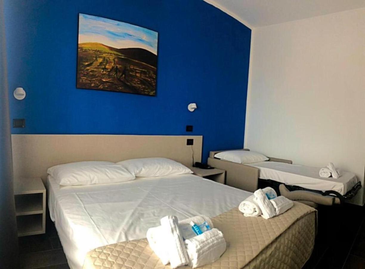 Hotel Palazzo Caveja Rimini Ngoại thất bức ảnh