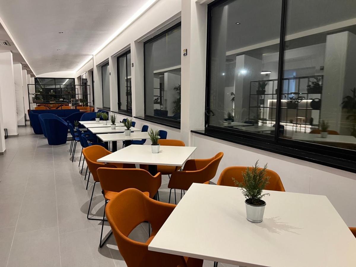Hotel Palazzo Caveja Rimini Ngoại thất bức ảnh