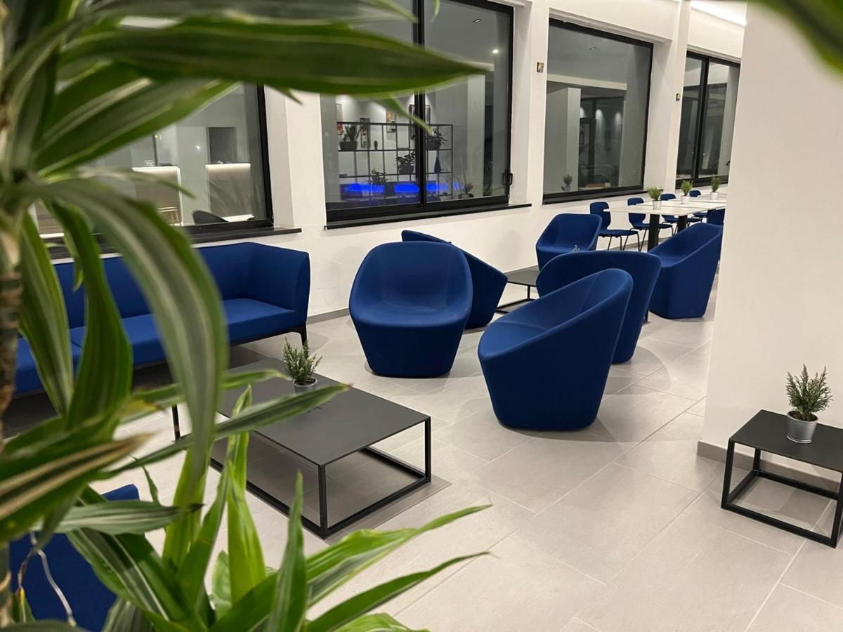 Hotel Palazzo Caveja Rimini Ngoại thất bức ảnh
